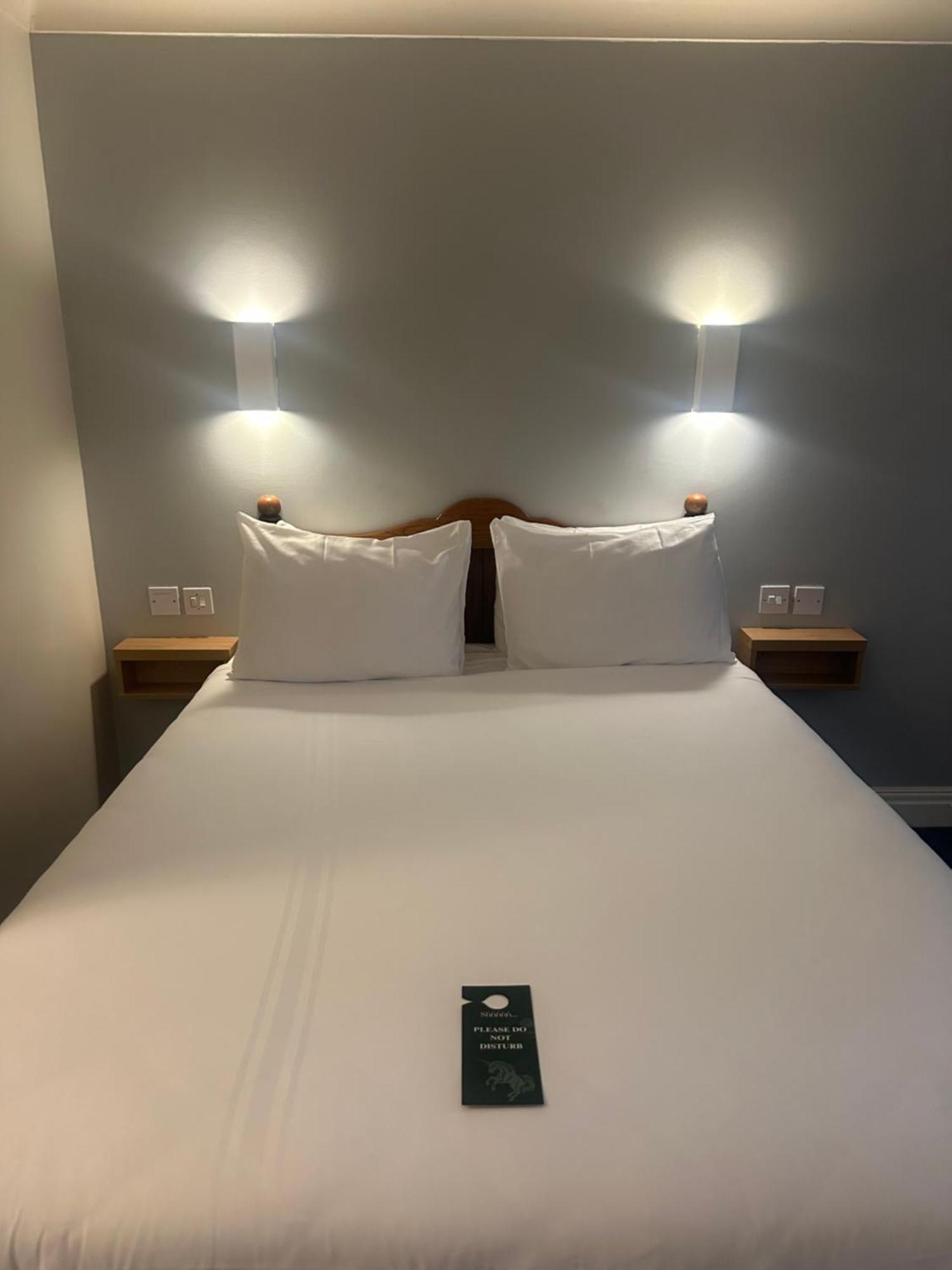 Go2 Glasgow Cumbernauld Hotel - Free Parking And Pet Friendly Exterior foto